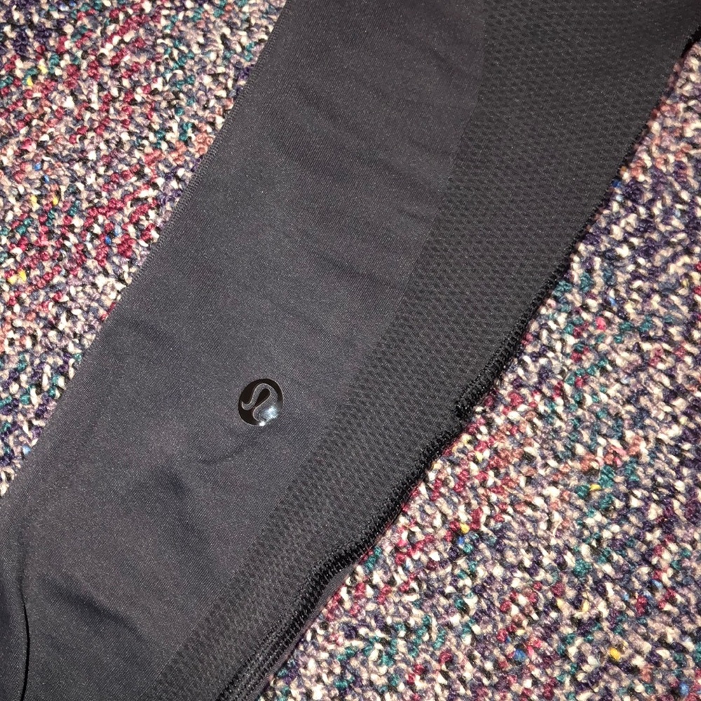Lululemon seamless leggings size two